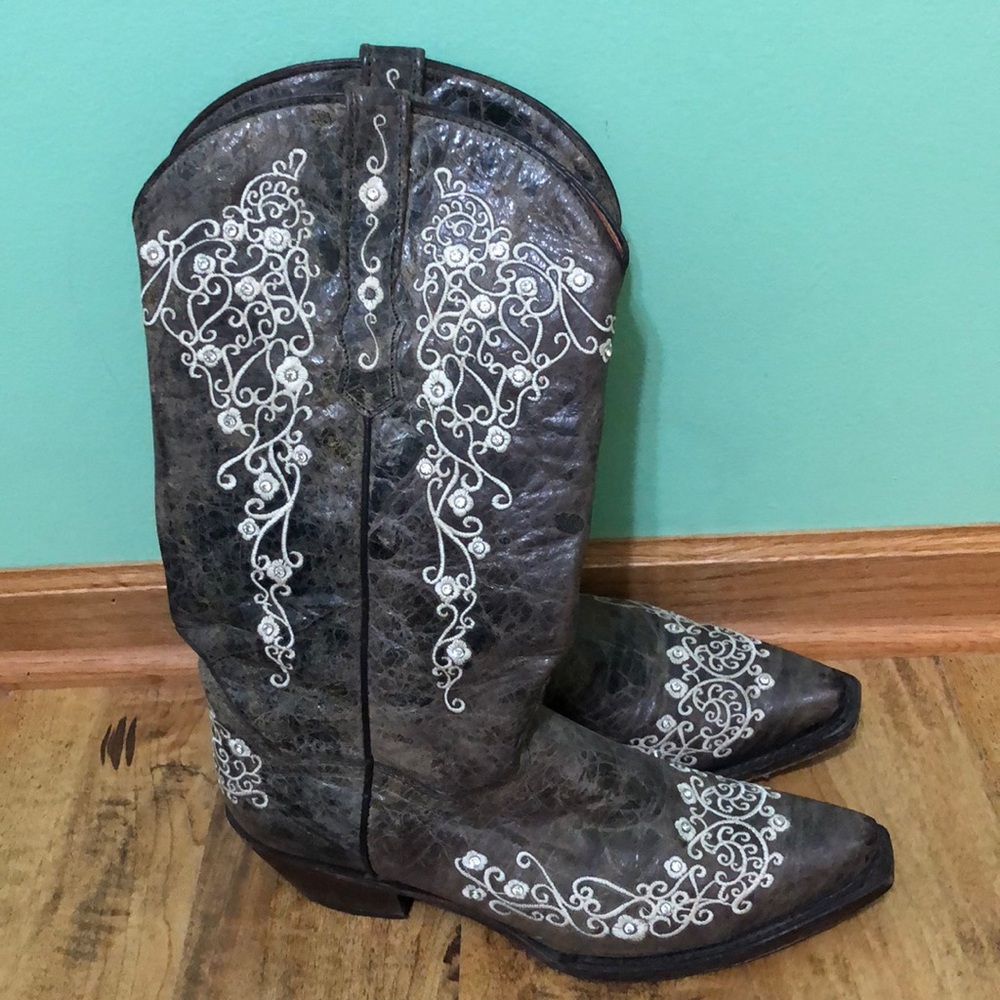 Embroidered rhinestone cowboy boots